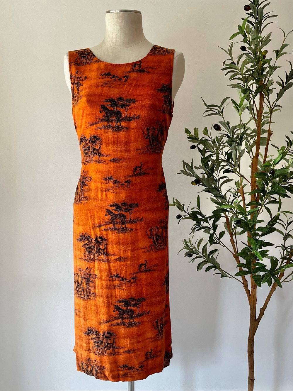 Vintage Sleeveless Orange Safari Print Tie Back Sheath Dressi